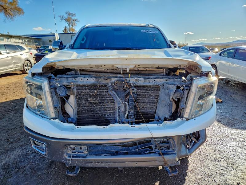 Фото 5 - NISSAN TITAN