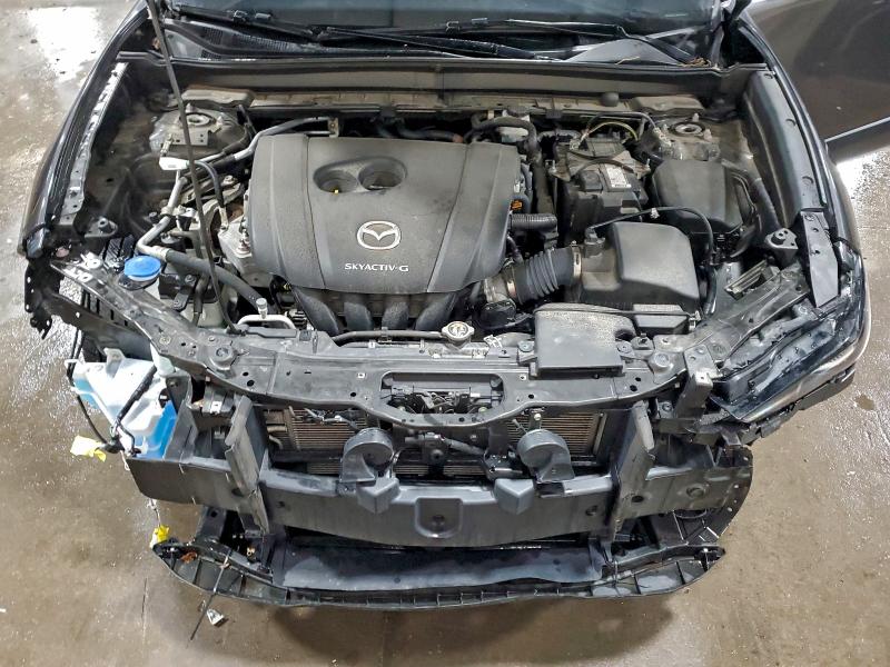 Фото 12 - MAZDA CX30