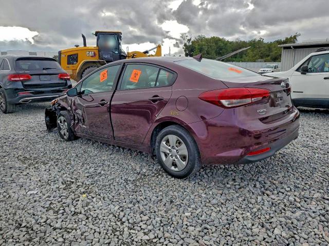 Фото 2 - KIA FORTE