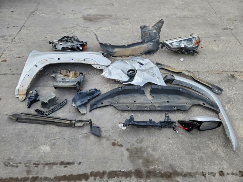 Фото 13 - TOYOTA 4RUNNER