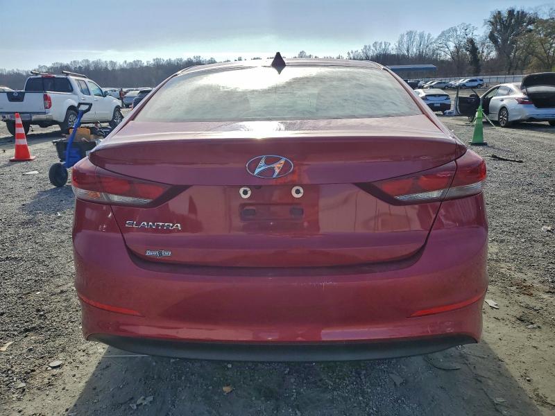 Фото 6 - HYUNDAI ELANTRA