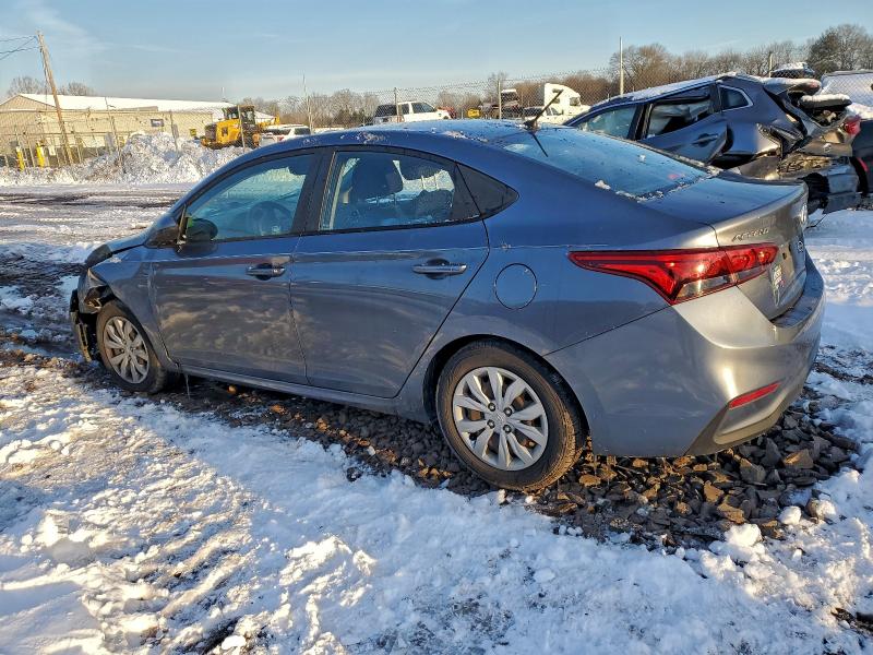 Фото 2 - HYUNDAI ACCENT