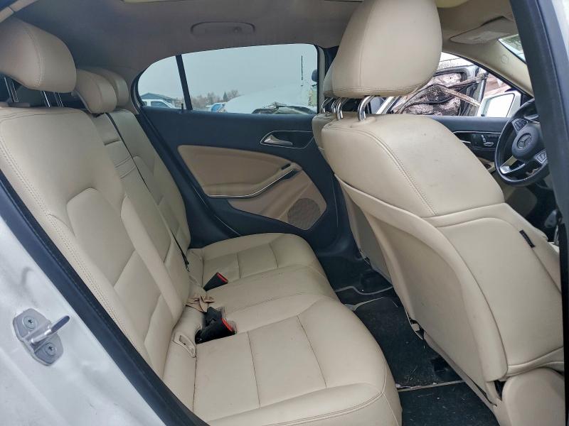 Фото 11 - MERCEDES-BENZ GLA-CLASS