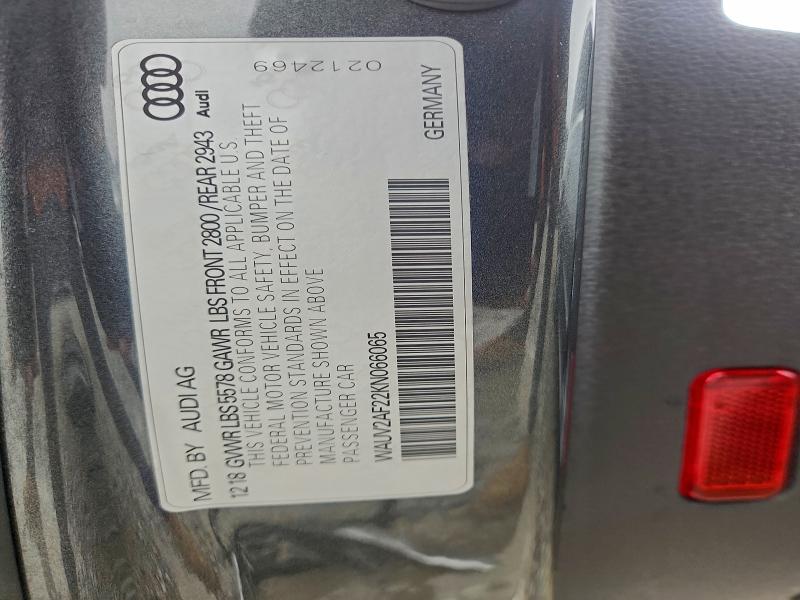 Фото 12 - AUDI A7