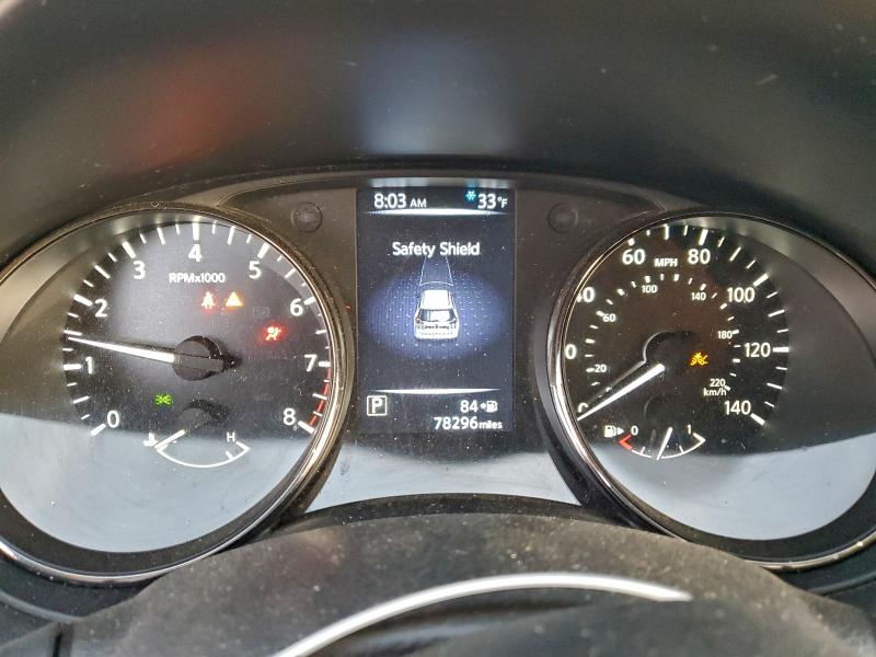 Фото 9 - NISSAN ROGUE