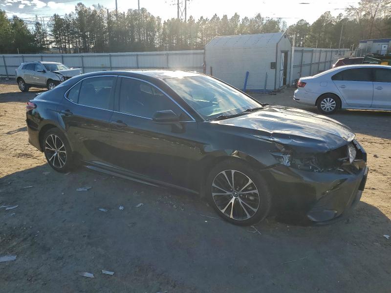 Фото 4 - TOYOTA CAMRY