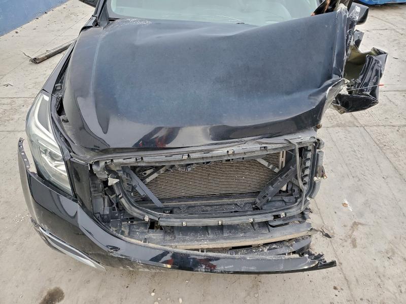 Фото 11 - GMC YUKON