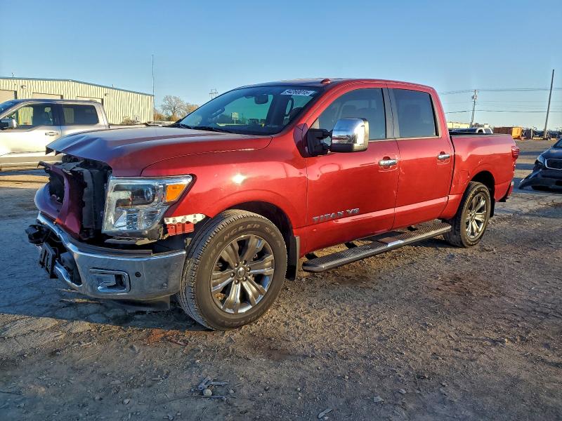 Фото 1 - NISSAN TITAN