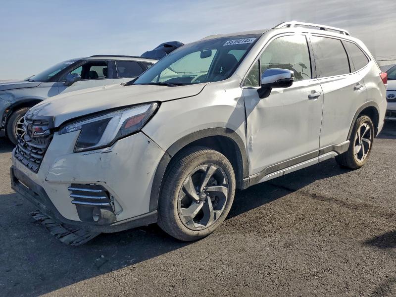 Фото 1 - SUBARU FORESTER