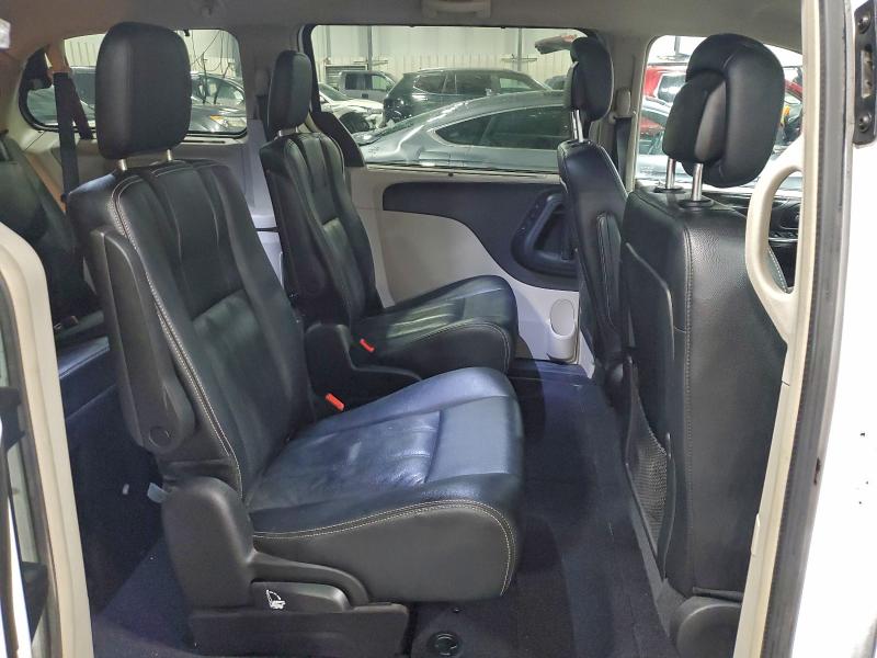 Фото 11 - CHRYSLER MINIVAN