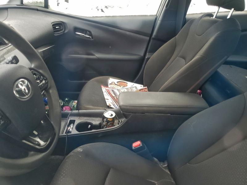 Фото 7 - TOYOTA PRIUS