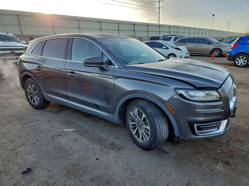 Фото 4 - LINCOLN NAUTILUS