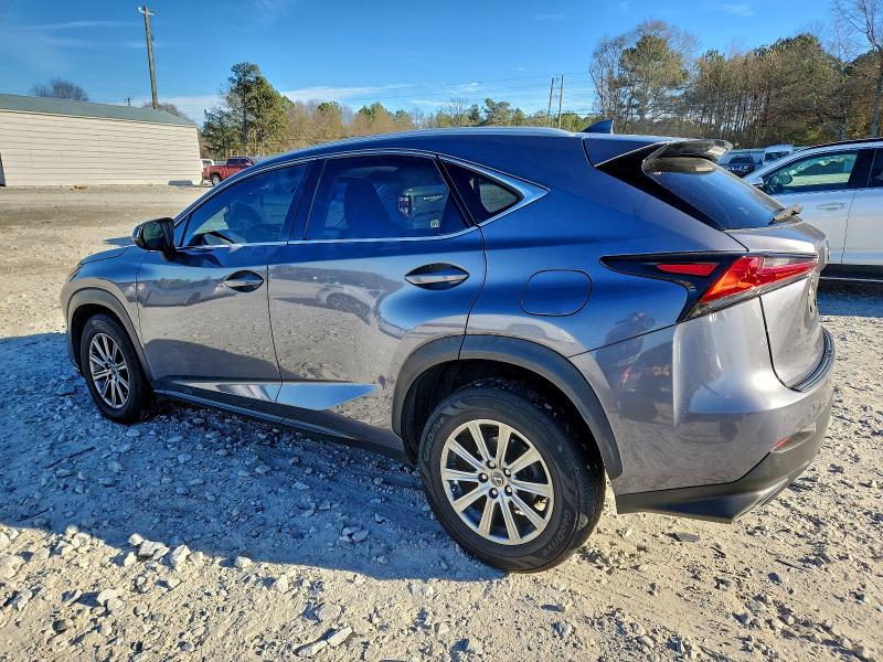 Фото 2 - LEXUS NX