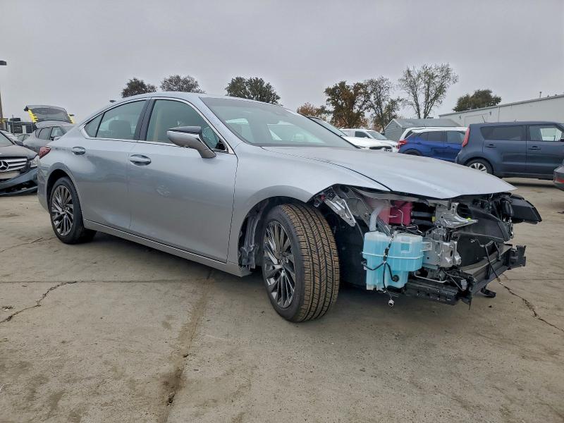 Фото 4 - LEXUS ES300