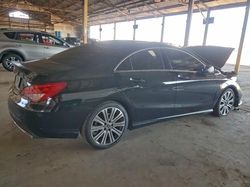 Фото 3 - MERCEDES-BENZ CLA-CLASS