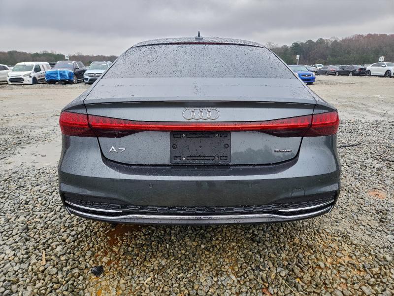 Фото 6 - AUDI A7