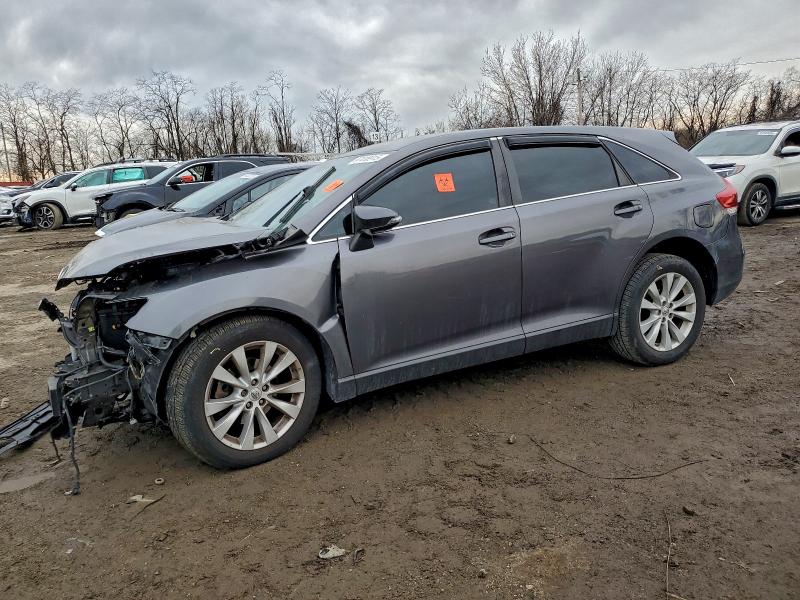 Фото 1 - TOYOTA VENZA