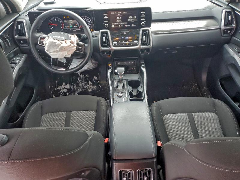 Фото 8 - KIA SORENTO