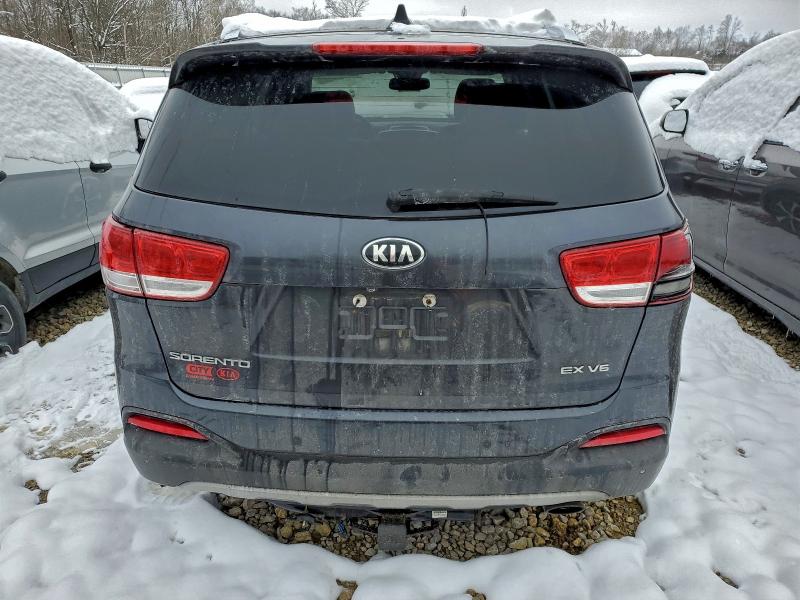 Фото 6 - KIA SORENTO