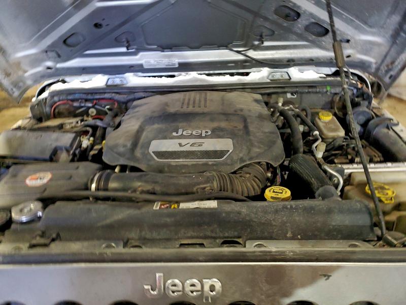 Фото 12 - JEEP WRANGLER