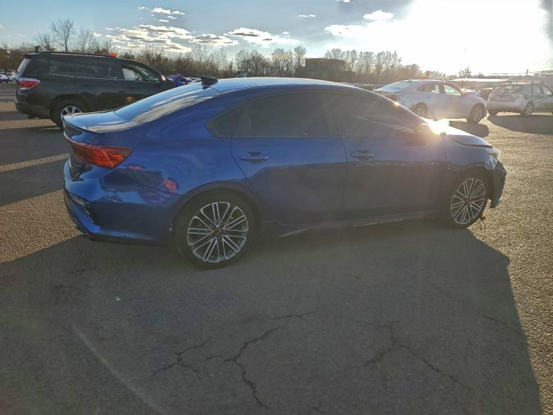 Фото 3 - KIA FORTE