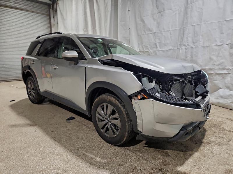 Фото 4 - NISSAN PATHFINDER