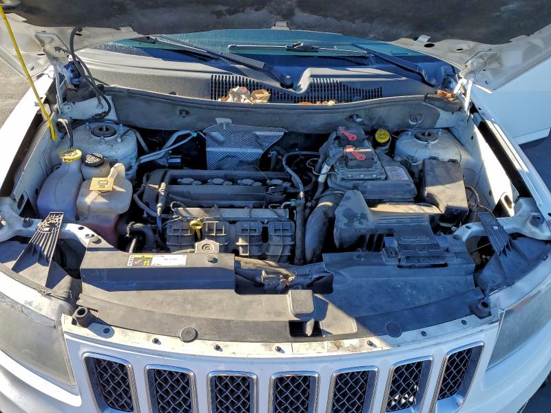 Фото 12 - JEEP COMPASS