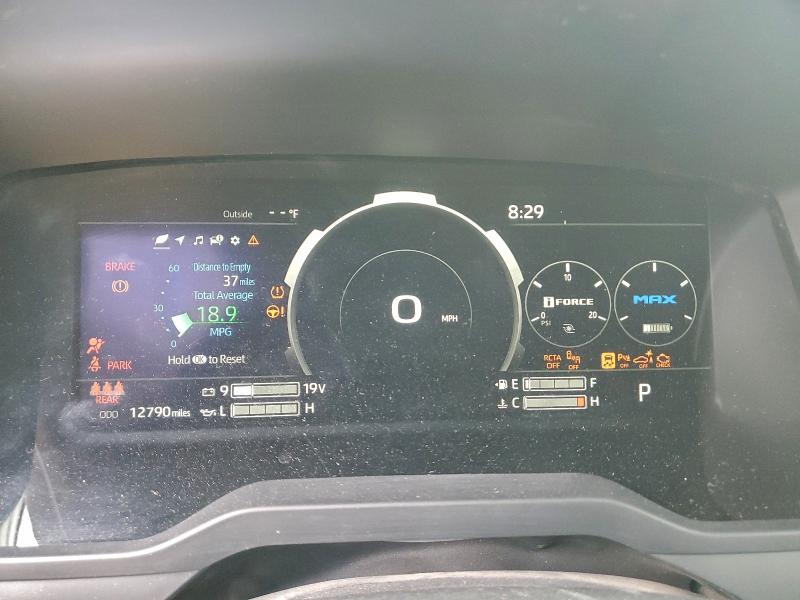 Фото 9 - TOYOTA TUNDRA