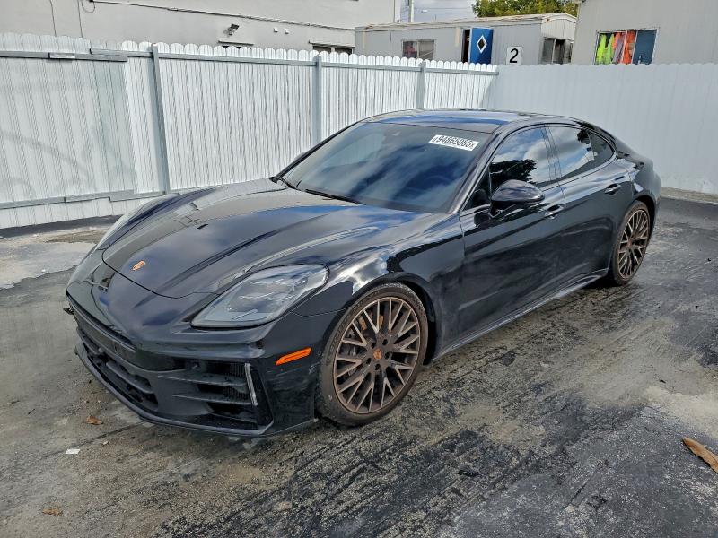 Фото 1 - PORSCHE PANAMERA