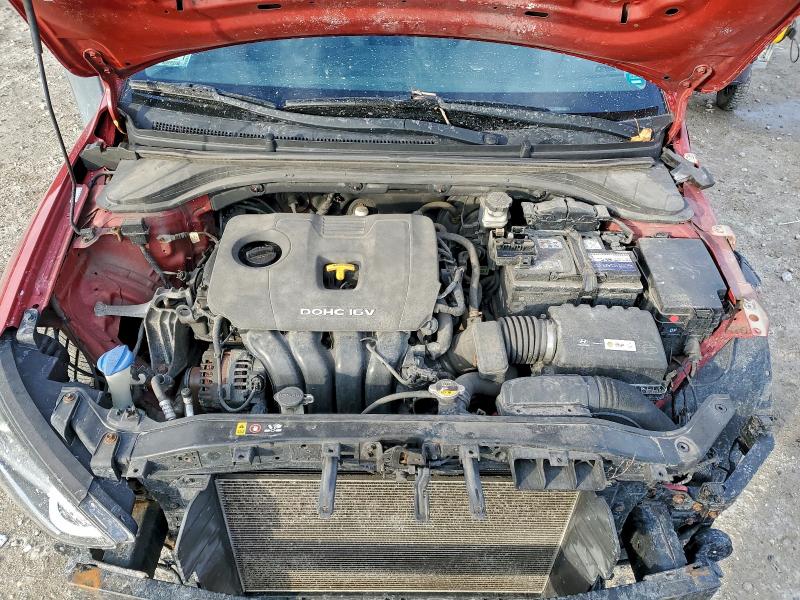 Фото 11 - HYUNDAI ELANTRA