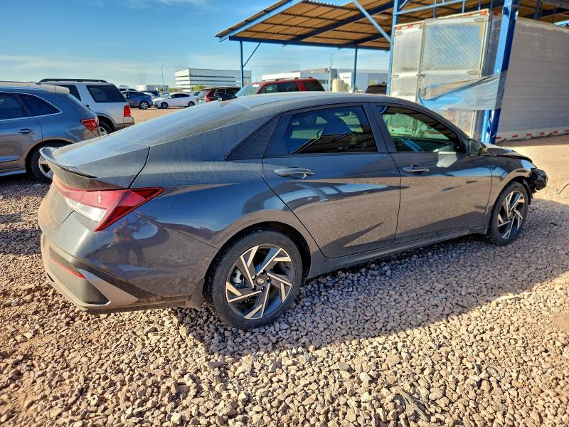 Фото 3 - HYUNDAI ELANTRA