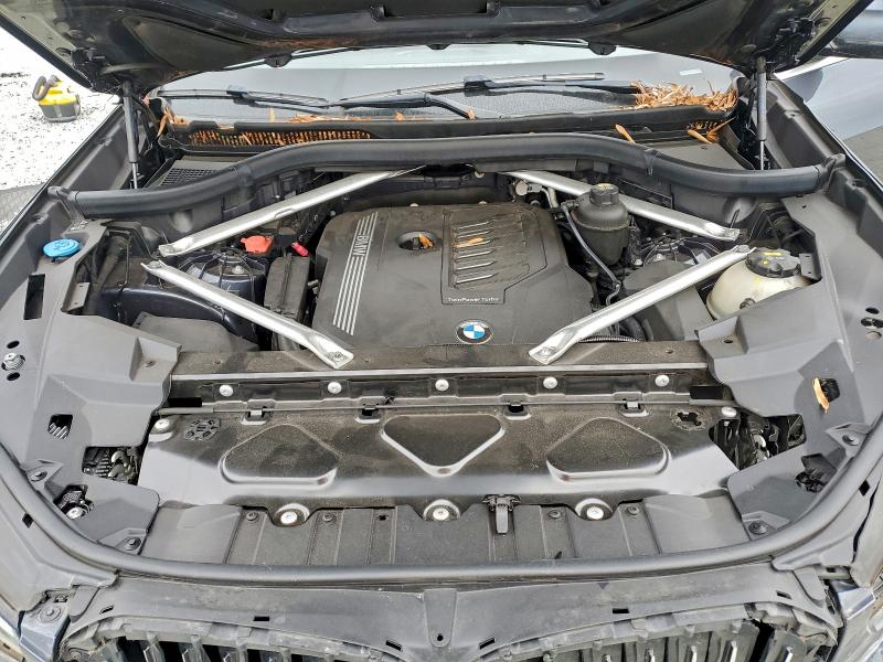 Фото 12 - BMW X5