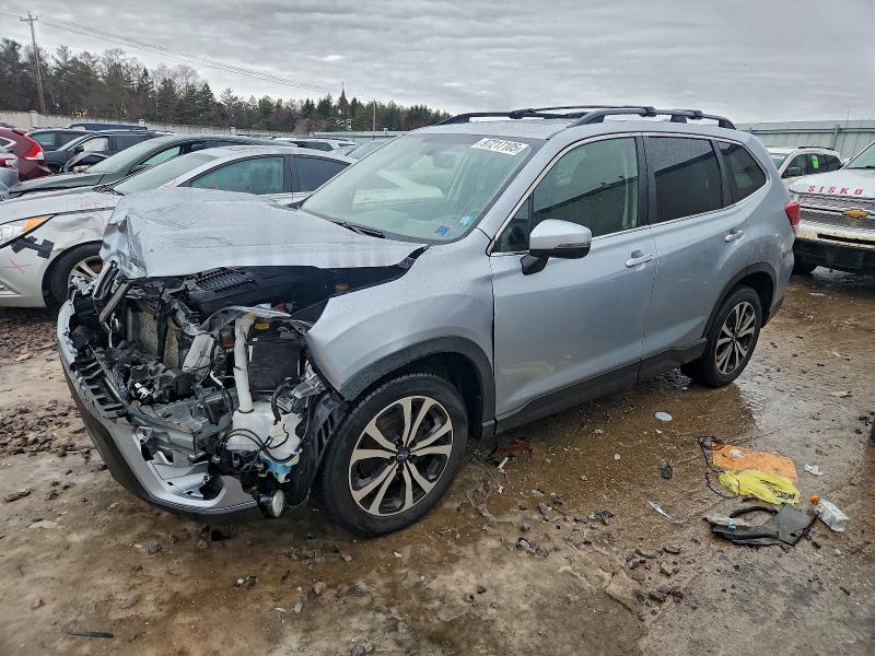 Фото 1 - SUBARU FORESTER