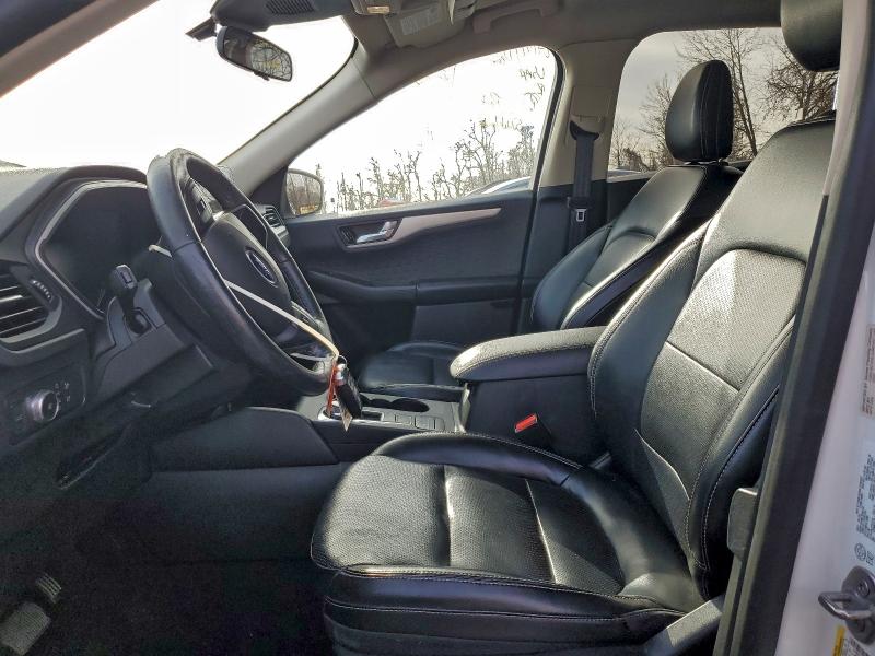 Фото 7 - FORD ESCAPE