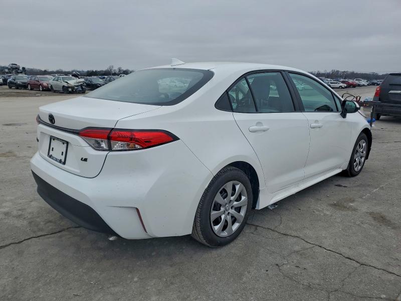 Фото 3 - TOYOTA COROLLA