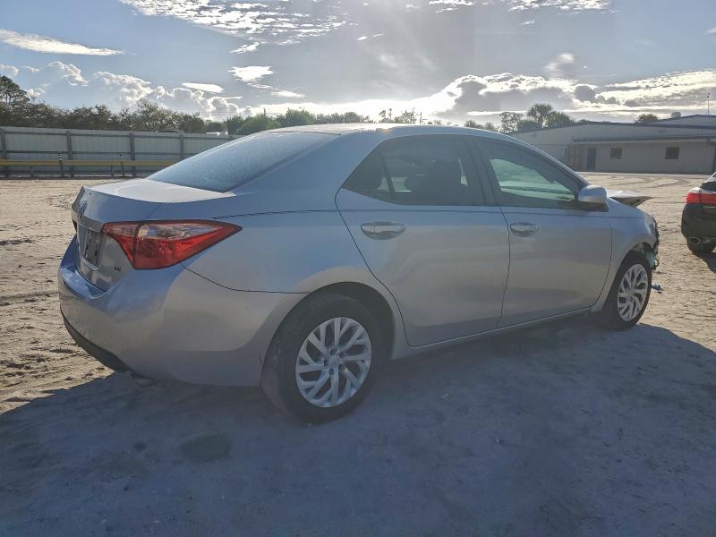 Фото 3 - TOYOTA COROLLA