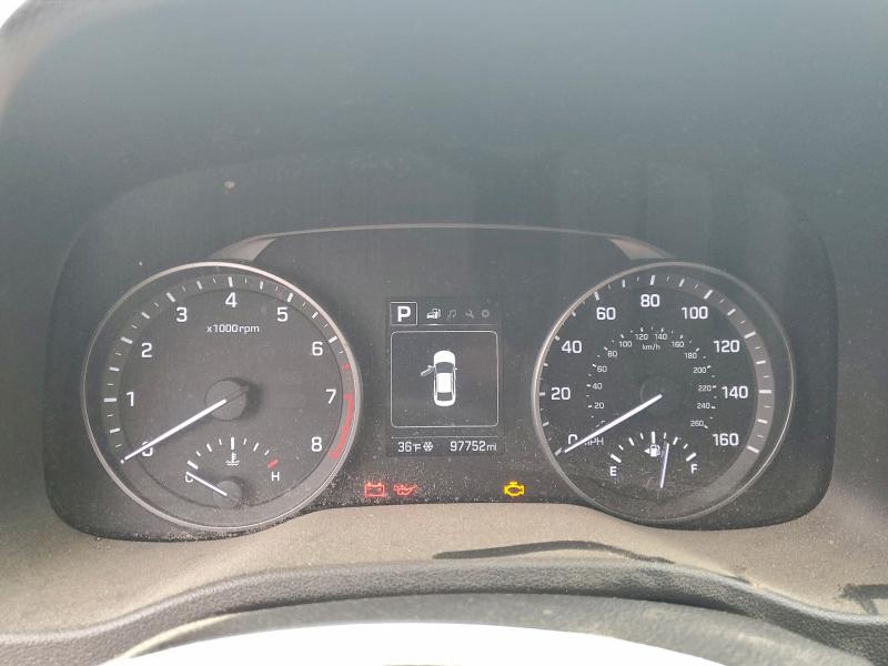 Фото 9 - HYUNDAI ELANTRA