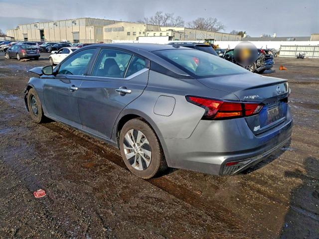 Фото 2 - NISSAN ALTIMA