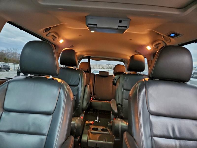 Фото 10 - TOYOTA SIENNA