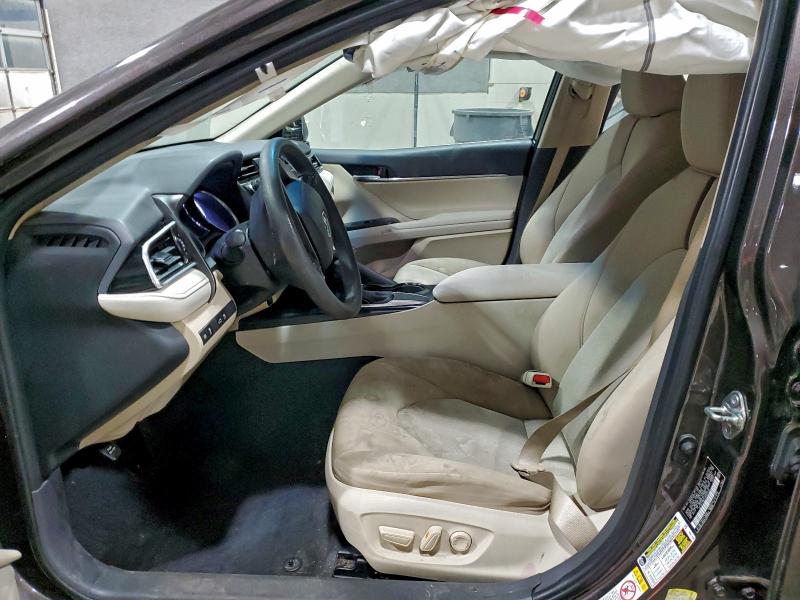 Фото 7 - TOYOTA CAMRY