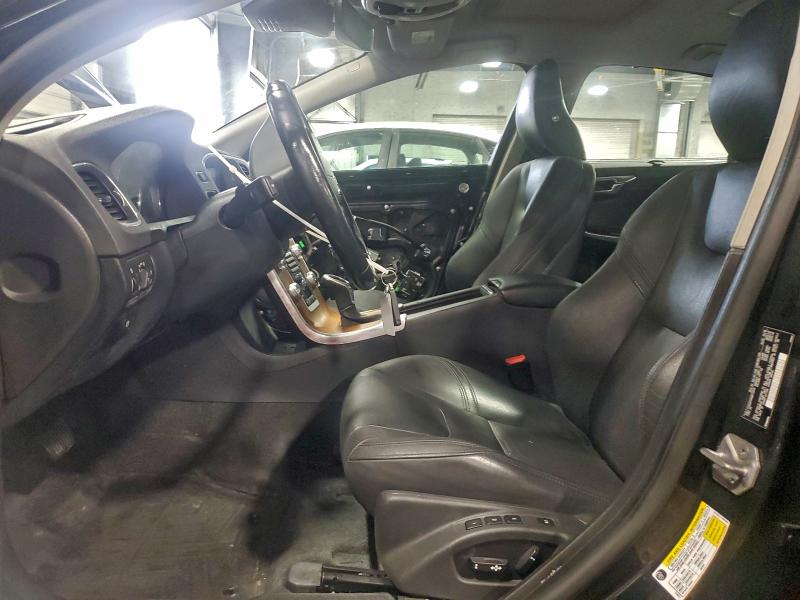 Фото 7 - VOLVO S60