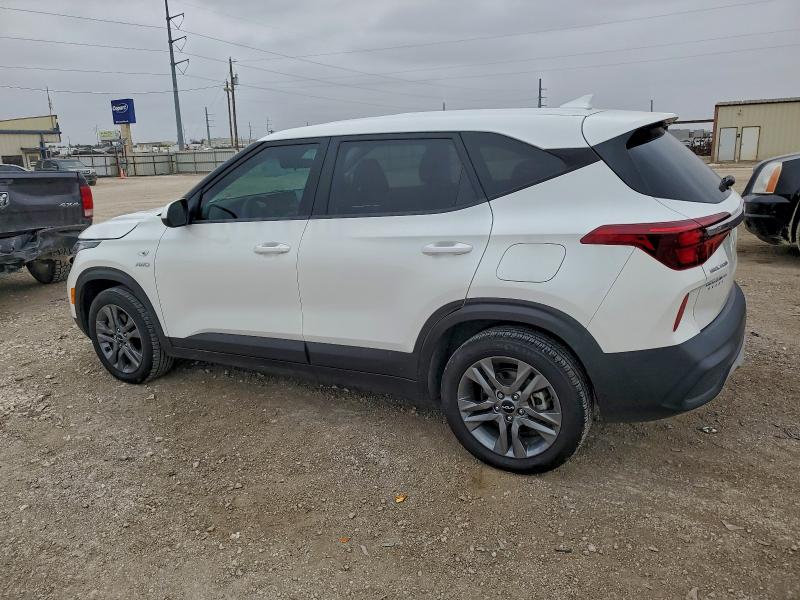 Фото 2 - KIA SELTOS