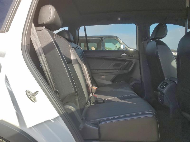 Фото 11 - VOLKSWAGEN TIGUAN