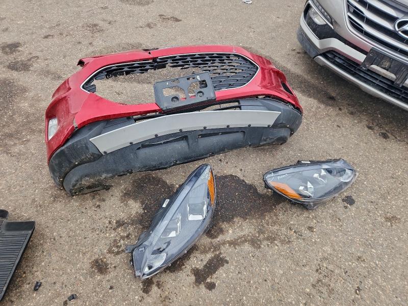 Фото 12 - FORD ESCAPE