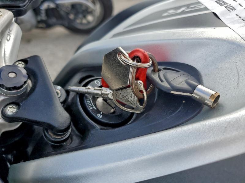 MV-AGUSTA DRAGSTER R 2022