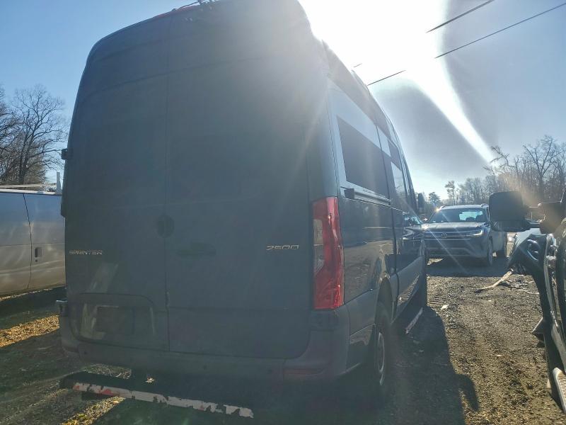 Фото 3 - MERCEDES-BENZ SPRINTER