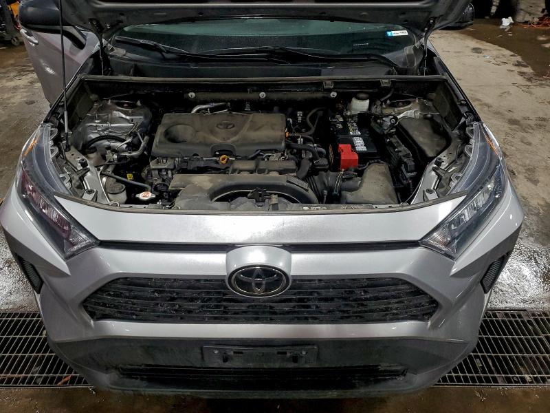 Фото 12 - TOYOTA RAV4