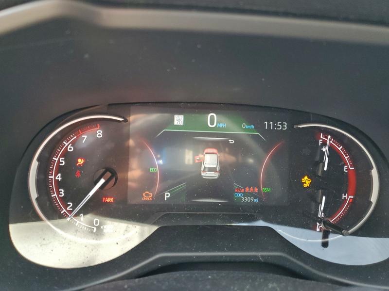 Фото 9 - TOYOTA RAV4