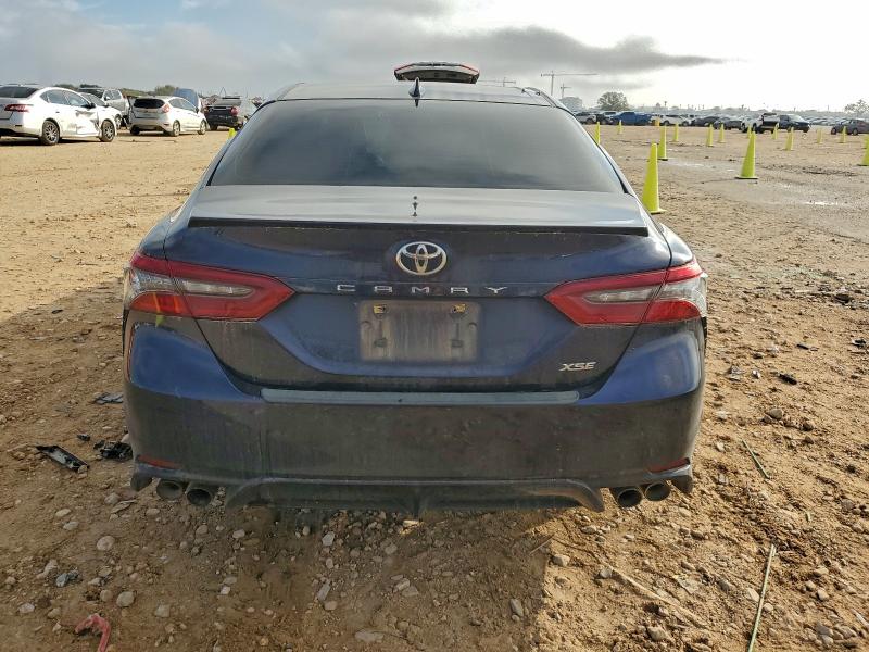 Фото 6 - TOYOTA CAMRY