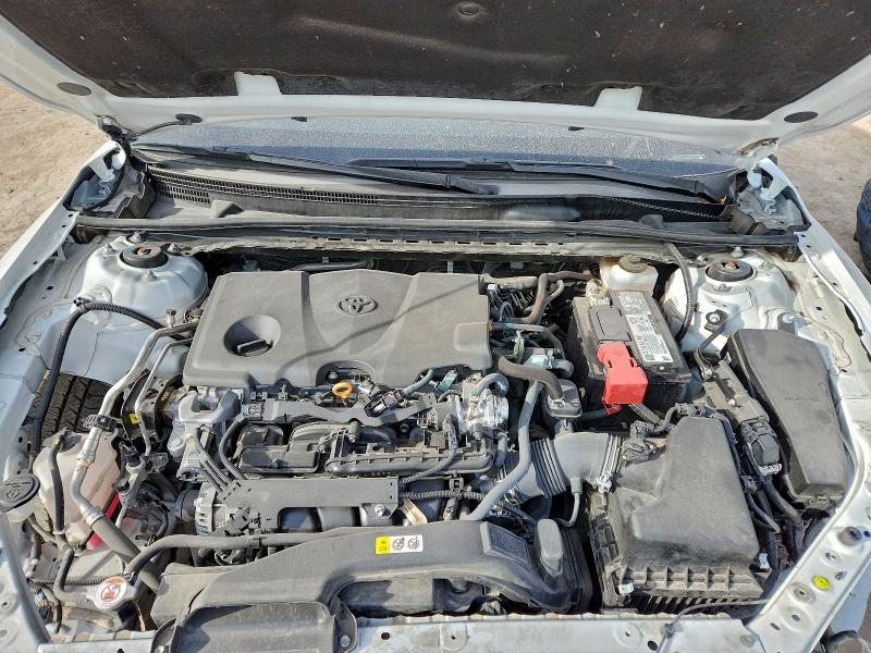 Фото 11 - TOYOTA CAMRY